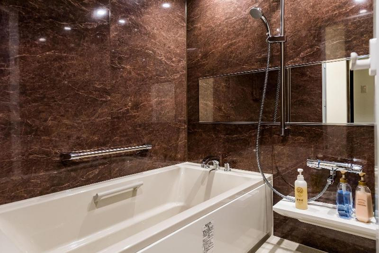 Bathroom 26