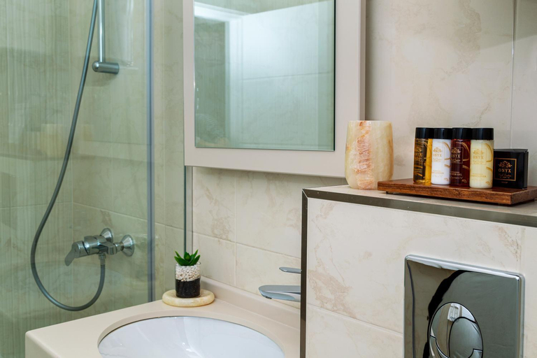 Bathroom 5, Onyx Beach Residence - Free Beach Access & Parking, Nesebar