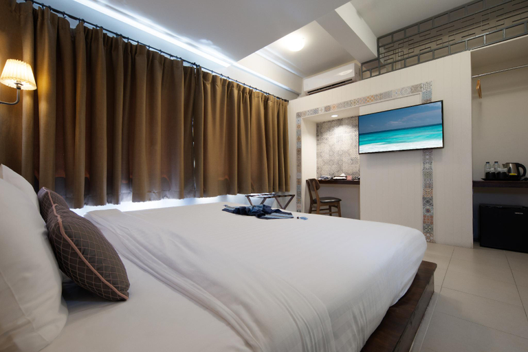 Bedroom 18