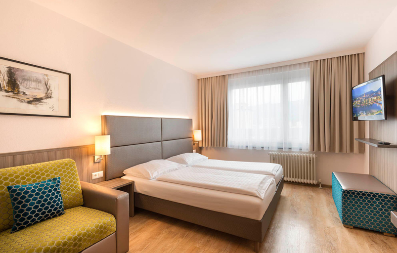 Bedroom 2, Hotel City, Villach