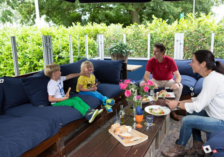Food & Drinks, Recreatiepark de Koornmolen, Zevenhuizen-Moerkapelle