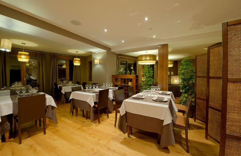 Others 5, Hotel Cotori, Lleida