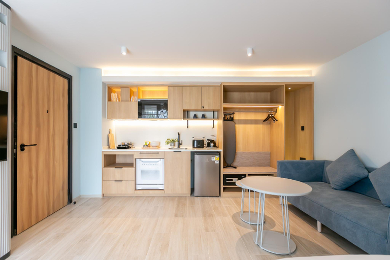 Dining Room 7