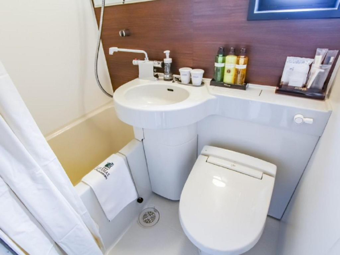 Bathroom 5, HOTEL LiVEMAX Osaka Honmachi, Osaka