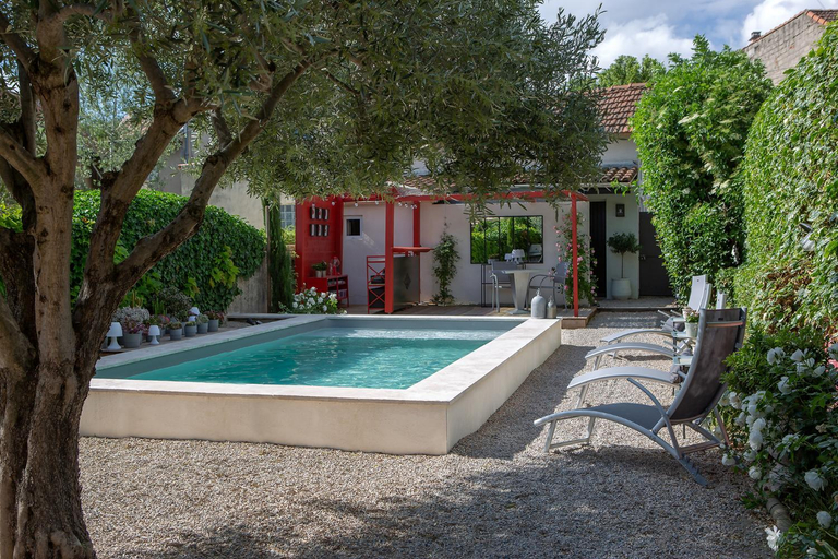 Others 5, L’annexe, Vaucluse