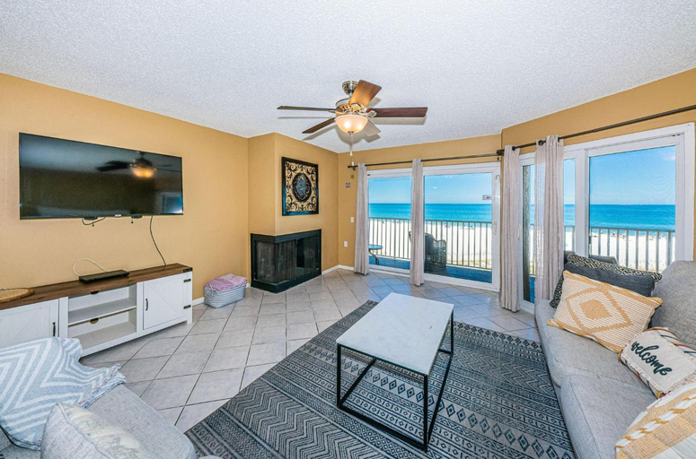 Others 5, Villas of Clearwater Beach - Unit A12, Pinellas