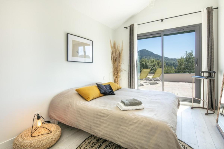 Bedroom 3, Le Septentrion chambre d'hotes 2-4 personnes, Isère
