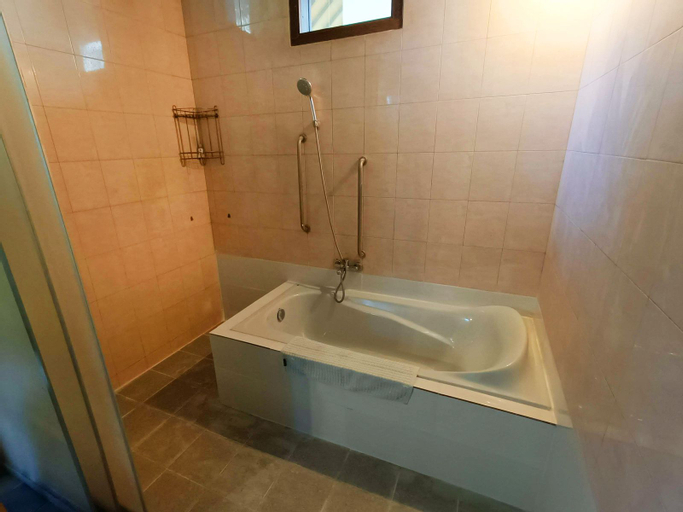 Bathroom 5
