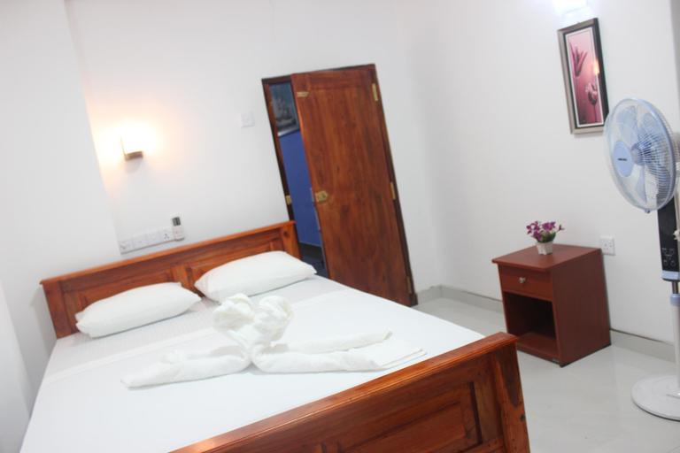 Bedroom 3, Hotel Camorich, Thissamaharama