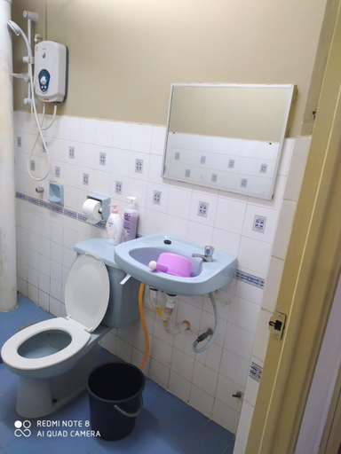 Bathroom 3, PD Laguna Homestay Blue & Purple, Port Dickson