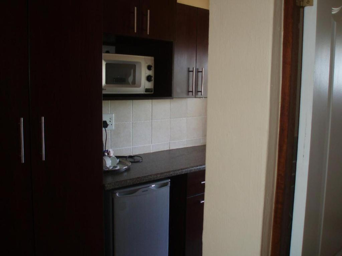 Others 3, F19 Ocean View Villas, Ugu