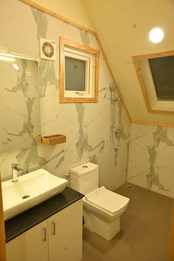 Bathroom 3, Samsara Luxury Cottages & Spa, Solan