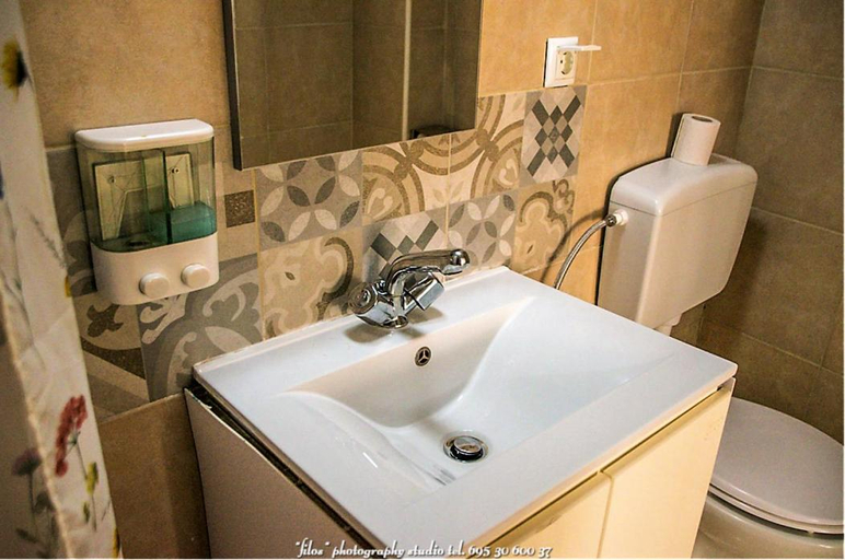 5, happy travellers RENOVATED, Central Macedonia