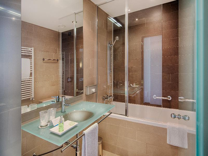Bathroom 6