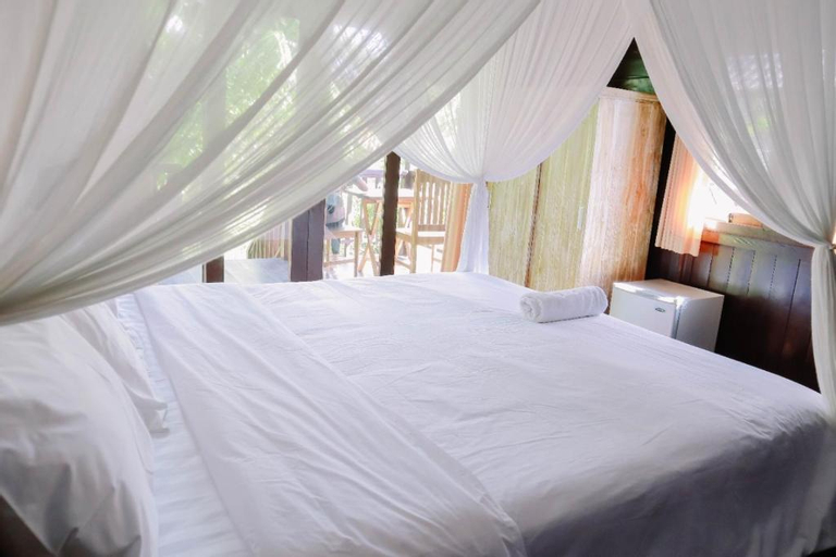 Bedroom, one bedroom bungalow with garden view, Badung