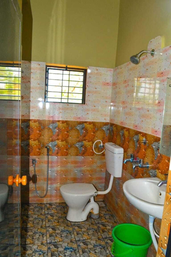 Bathroom, Saimatha Residency, Uttara Kannada