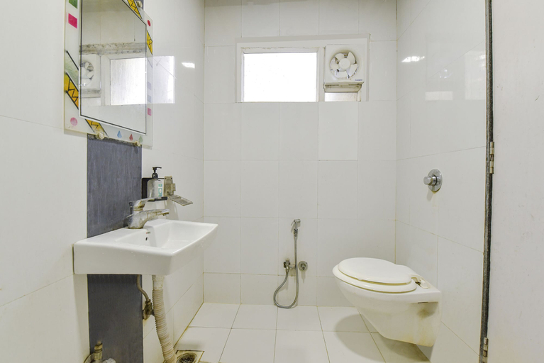 Bathroom 3, FabHotel Shri Shyam Palace, Ujjain