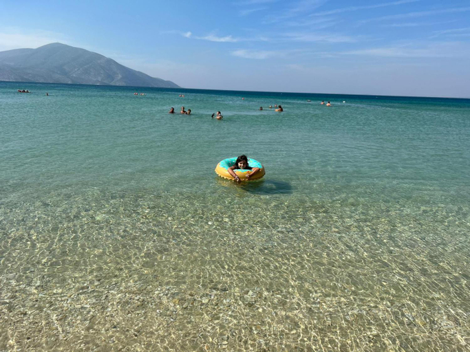 Others 4, Villa Yseni, Vlorës