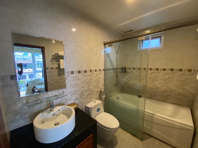 Bathroom 2