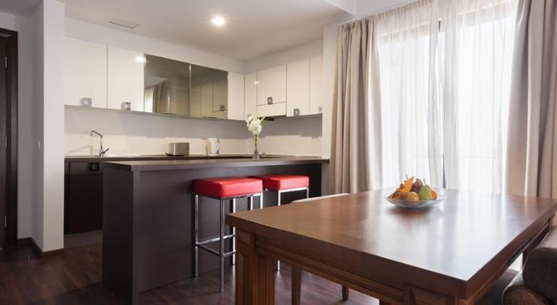 Dining Room 6