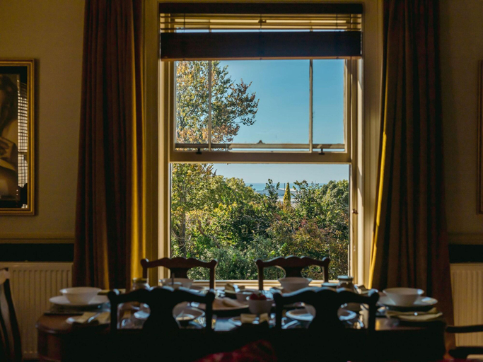 Food & Drinks 5, Casa Nova House, Waitaki