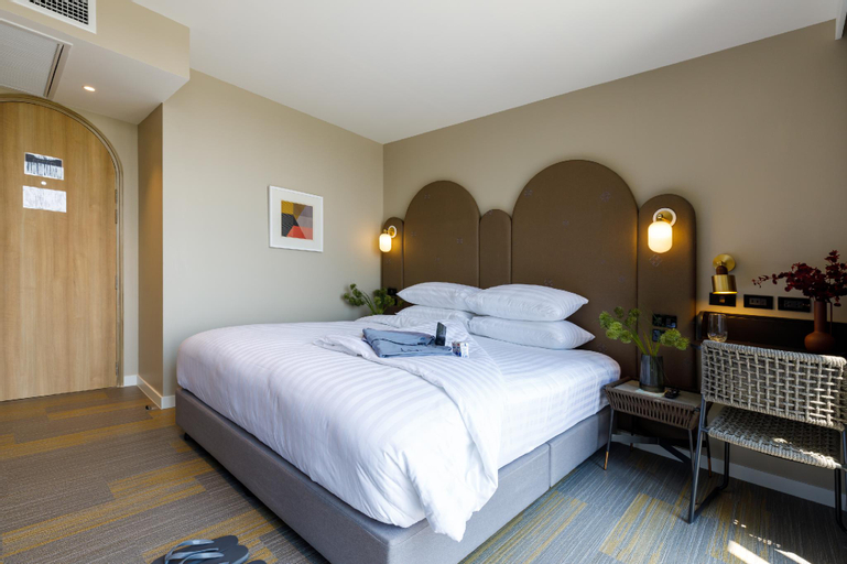 Bedroom 13
