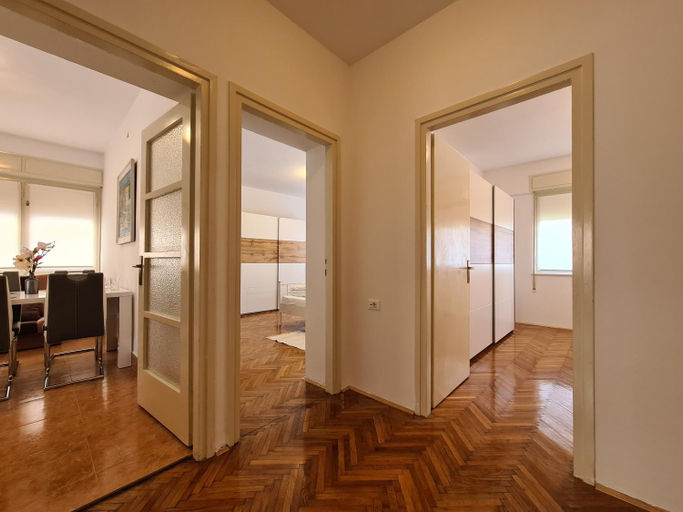 3, Apartment 2151, Pula