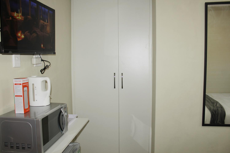 Bedroom, Emperor Lodge And Tours, Ekurhuleni