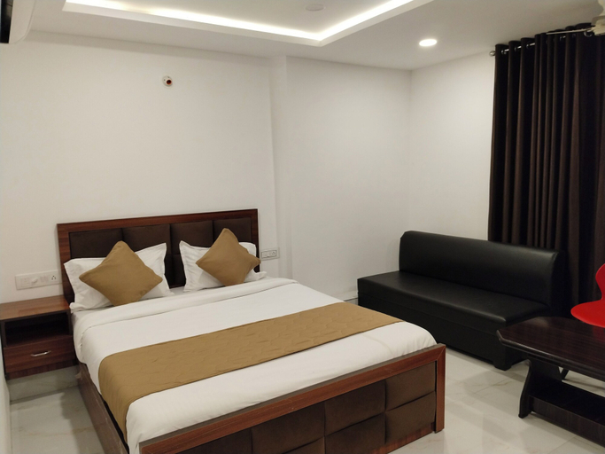 Bedroom 4, Hotel Shiv, Indore