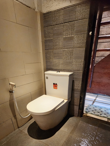 Bathroom 7