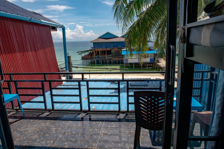 Others 2, Vagabonds, Sihanoukville
