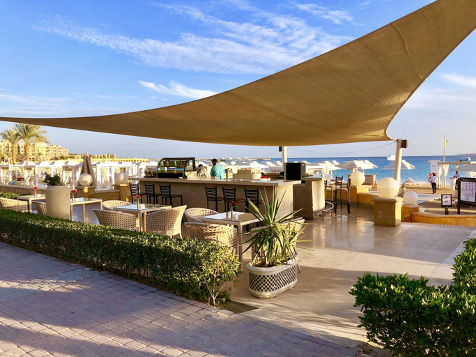Food & Drinks, Luxury 4BD Villa with Pool in Hurghada, Safaja