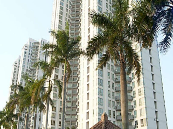Exterior 11