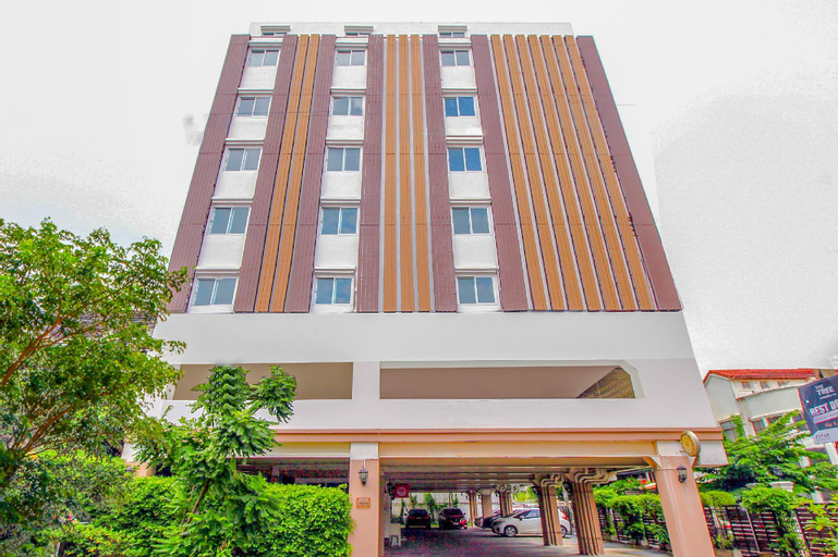 Exterior & Views 2, Capital O 411 Grandview Condo 15, Chatuchak