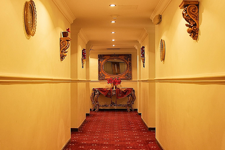 Others 5, Carlton Tower Hotel, Kuwait City