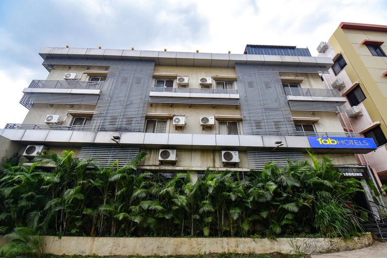 Exterior & Views, Fabhotel Seven Seas, Pune