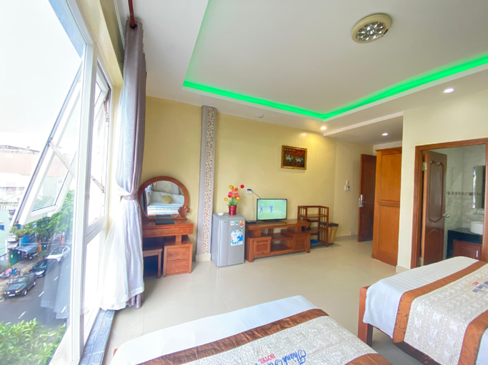 Bedroom 12