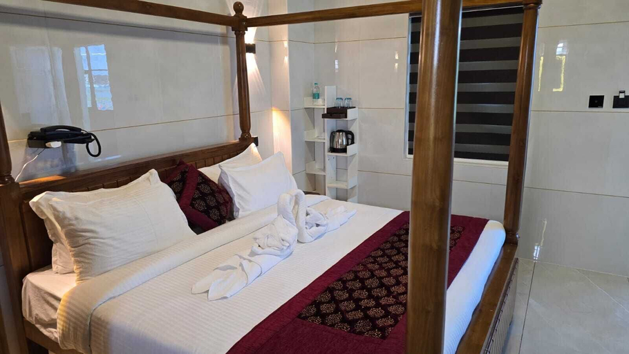Bedroom 3, W & H View Residency, Ernakulam