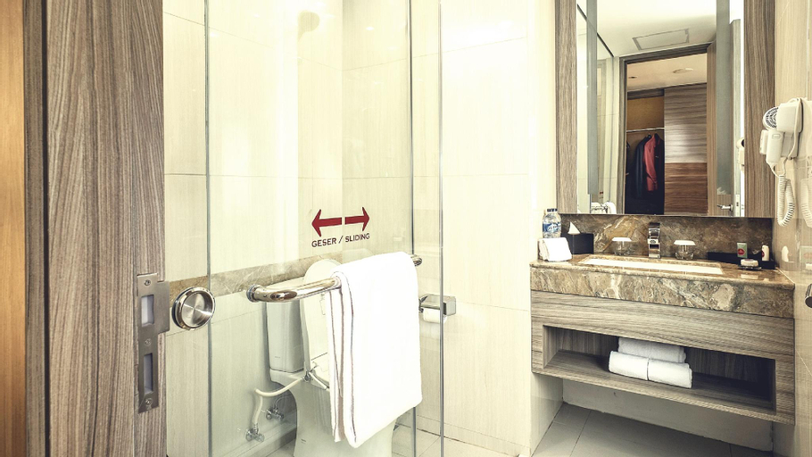 Bathroom 4