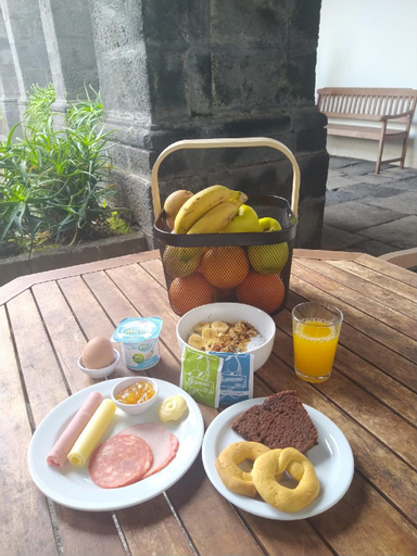 Food & Drinks 4, Azores Youth Hostels - Pico, São Roque do Pico
