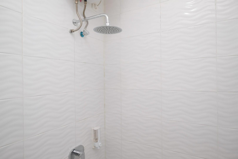 Bathroom 7