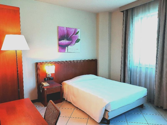 Bedroom 14