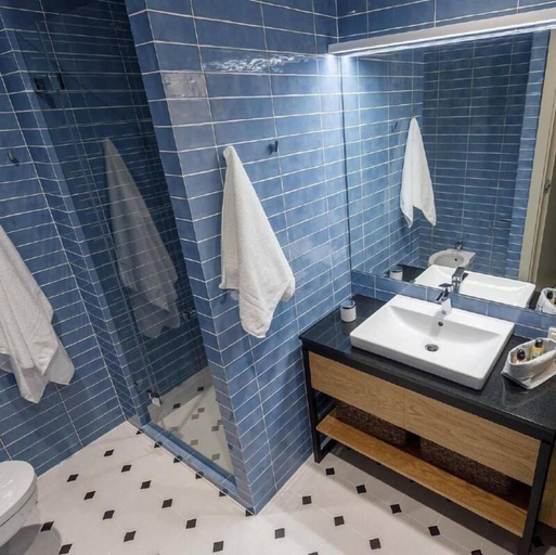 Bathroom 4, Riverside Cottage, Khobi