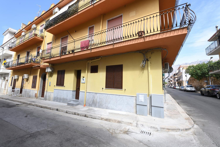 Others 4, NONNO PEPPE Suites 1, 2 & 3, Palermo