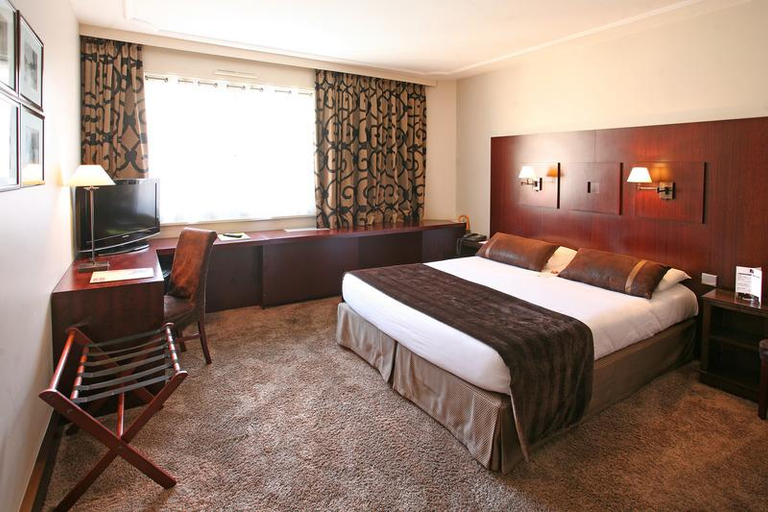Bedroom 13