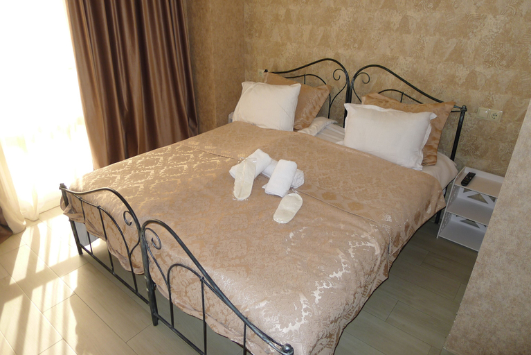 Bedroom 3, Silver 44 Hotel, Tbilisi