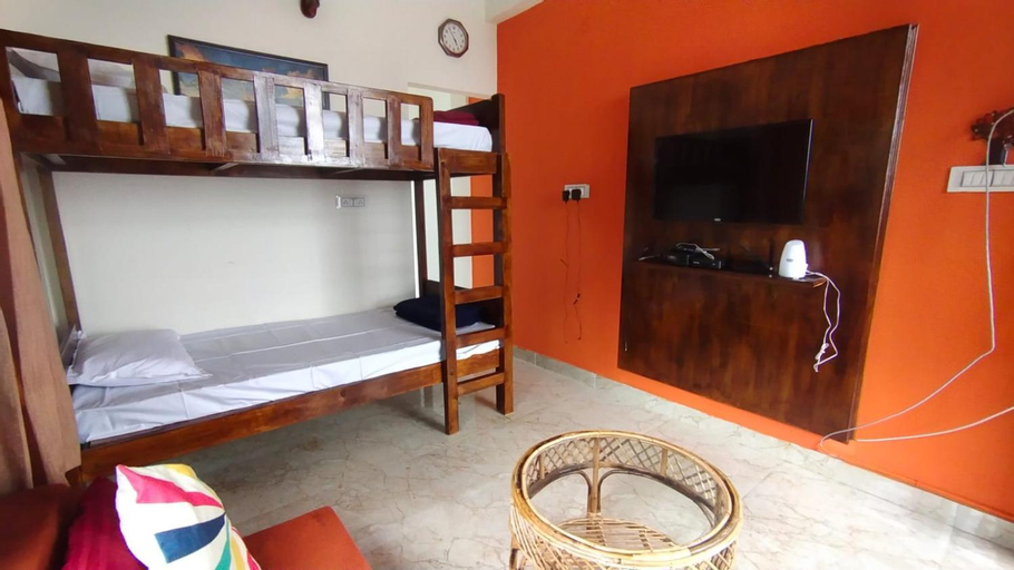 Bedroom 2, Emmanuel inn- Villa with a Valley View, Dindigul