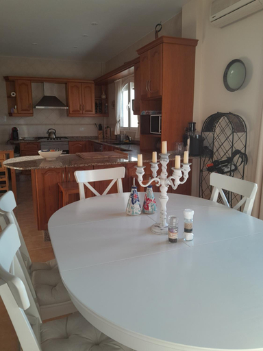 Others 5, Casa Gregory, Almería