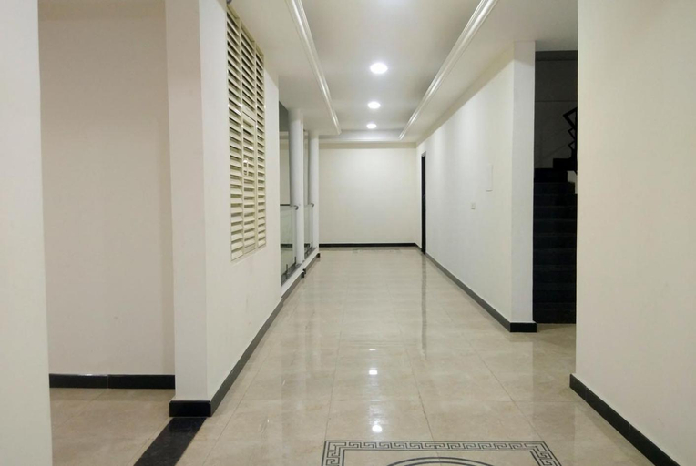 Others 5, RK Inn, Bangalore