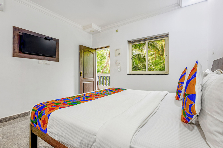Bedroom 2, Fabhotel Raj Resort, North Goa